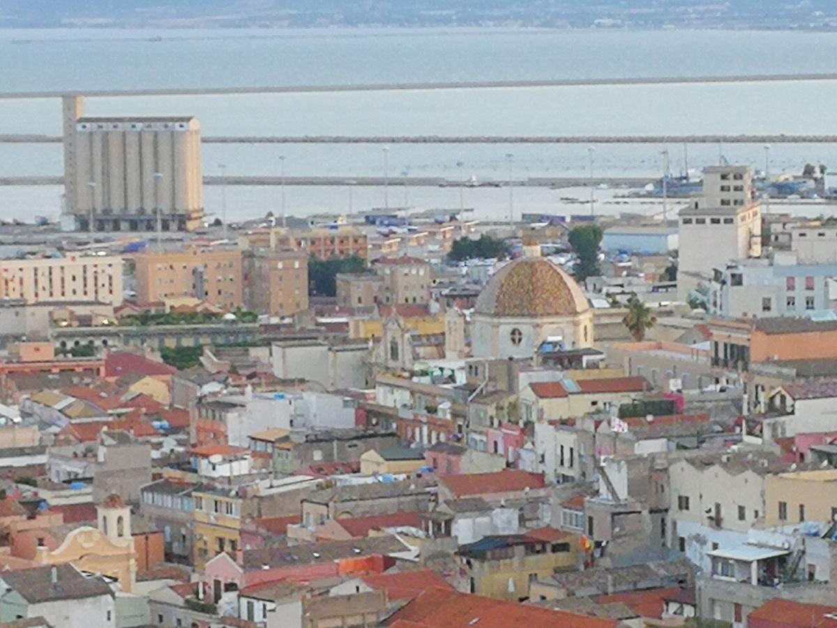 Da Agnese Locazioni Brevi Hotel Cagliari Exterior foto